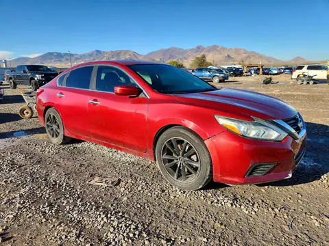 1N4AL3AP2GN311067 — 2016 Nissan Altima, photo 4 from Copart 16.10.2026, Side