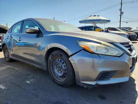 1N4AL3AP4GC222144 — 2016 Nissan Altima, photo 4 from Copart 14.10.2026, Side