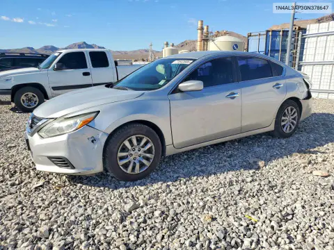1N4AL3AP3GN378647 — 2016 Nissan Altima, Parte trasera, fotos antes de reparar