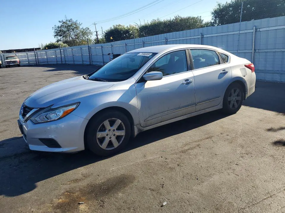 2016 Nissan Altima VIN 1N4AL3AP4GC178114 фото 1