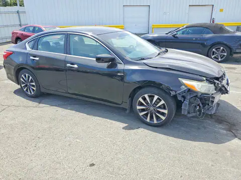 1N4AL3AP8HC287385 — 2017 Nissan Altima, photo 4 from Copart 16.10.2026, Front end
