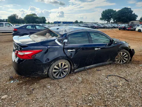 1N4AL3AP2HC274860 — 2017 Nissan Altima, zdjęcie 3 z Copart 30.09.2026, Uszkodzenia dookoła