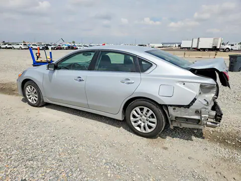 1N4AL3AP8HN365801 — 2017 Nissan Altima, фото 2 з Copart 22.10.2026, Задня частина