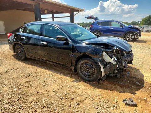 1N4AL3AP6HC477606 — 2017 Nissan Altima, photo 4 from Copart 14.10.2026, Front end
