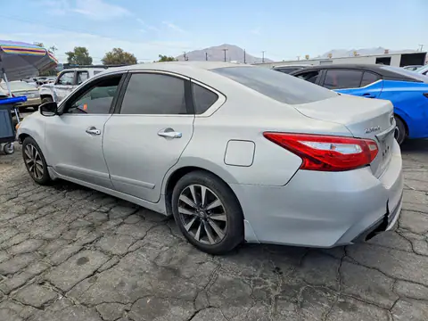 2017 Nissan Altima VIN 1N4AL3AP3HC199909 фото 2
