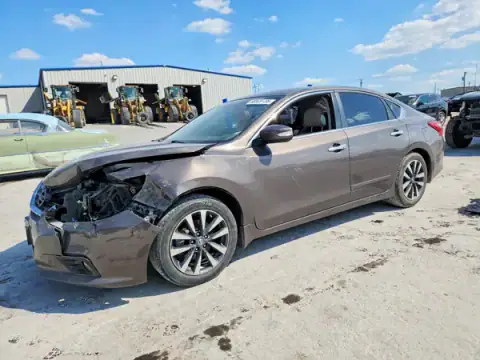 1N4AL3AP5HC270690 — 2017 Nissan Altima, Передня частина (Front End), фото до ремонту