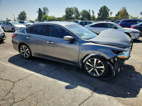 1N4AL3AP4HC494985 — 2017 Nissan Altima, ფოტო 4, Copart 23.10.2026, წინა ნაწილი