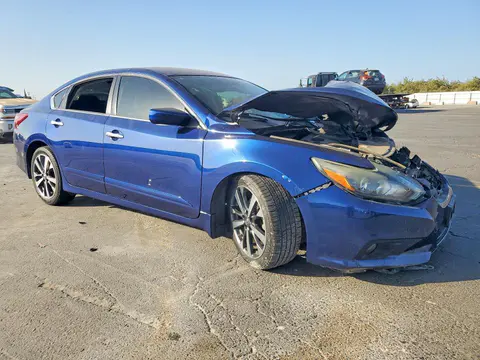 2017 Nissan Altima VIN 1N4AL3AP1HC159084 фото 4