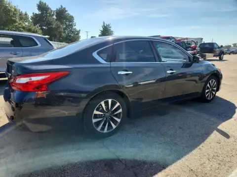 1N4AL3AP5HC202258 — 2017 Nissan Altima, ფოტო 3, Copart 23.09.2026, სახურავი