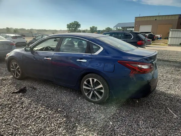 1N4AL3AP0HC258155 — 2017 Nissan Altima, фото 2 с аукциона Copart, Задняя часть