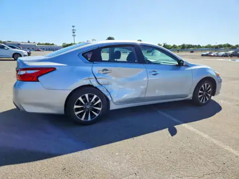 1N4AL3APXHC119389 — 2017 Nissan Altima, zdjęcie 3 z Copart 21.09.2026, Tył