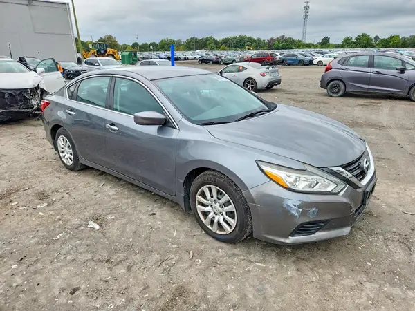 1N4AL3AP3HC124093 — 2017 Nissan Altima, photo 4 from Copart 14.10.2026, Rear end