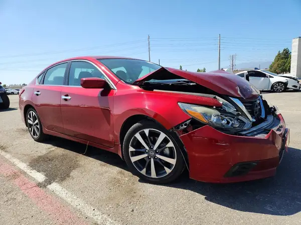1N4AL3AP6HC269886 — 2017 Nissan Altima, zdjęcie 4 z Copart 29.09.2026, Przód
