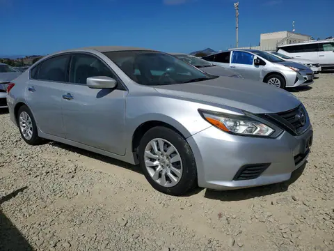 2017 Nissan Altima VIN 1N4AL3APXHN337708 фото 4