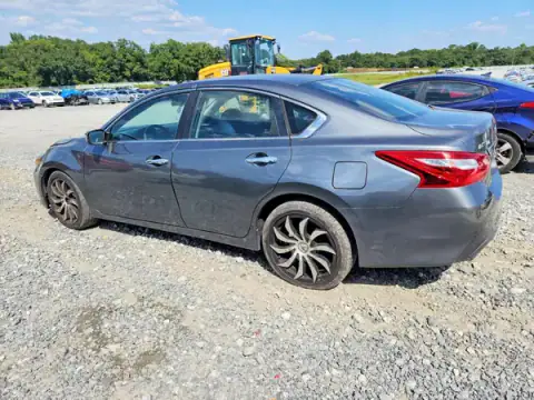 1N4AL3AP9HN313951 — 2017 Nissan Altima, photo 2 from Copart 01.10.2026, Front end