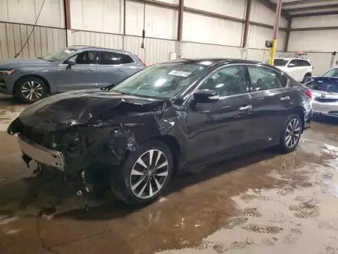 1N4AL3AP5HC201398 — 2017 Nissan Altima, Parte delantera (Front End), fotos antes de reparar