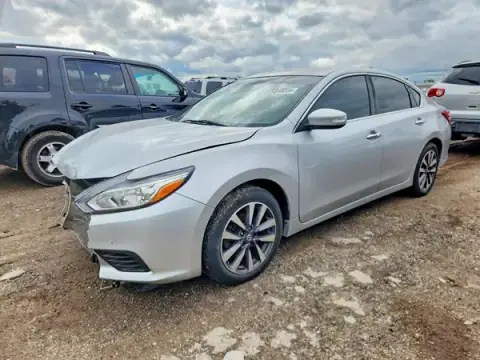 1N4AL3AP7HC201841 — 2017 Nissan Altima, Przód (Front End), zdjęć przed naprawą