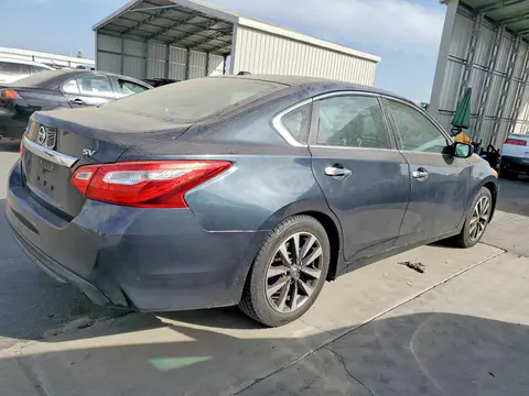 2017 Nissan Altima VIN 1N4AL3AP7HC268553 фото 3
