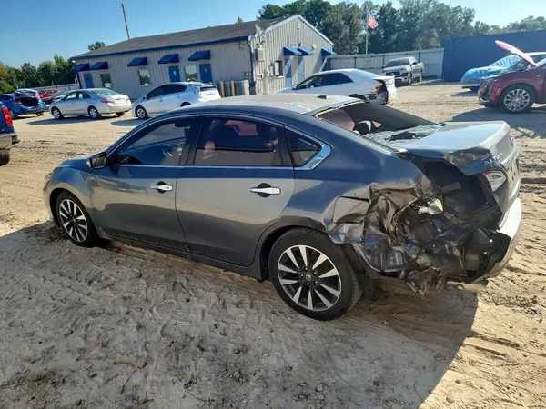 1N4AL3AP5HC177782 — 2017 Nissan Altima, photo 2 from Copart 02.10.2026, Rear end