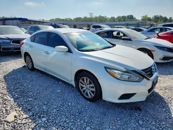 1N4AL3AP1HC110421 — 2017 Nissan Altima, zdjęcie 4 z Copart 06.10.2026, Normalne zużycie