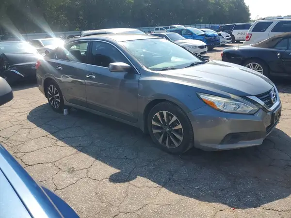 1N4AL3AP3HC254939 — 2017 Nissan Altima, zdjęcie 4 z Copart 02.10.2026, Bok
