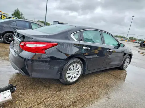 1N4AL3AP5HC493456 — 2017 Nissan Altima, foto 3 de Copart, Parte delantera