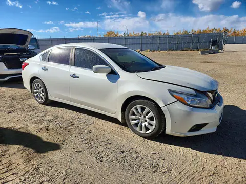 1N4AL3APXHC285458 — 2017 Nissan Altima, zdjęcie 4 z Copart 15.10.2026, Przód