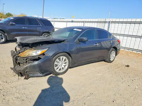 1N4AL3AP4HN349885 — 2017 Nissan Altima, ხანძარი (Burn), ფოტოები შეკეთებამდე