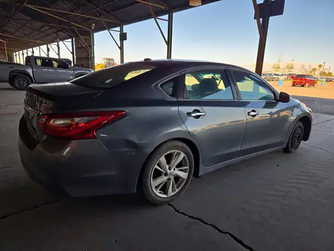 1N4AL3AP1HC284330 — 2017 Nissan Altima, photo 3 from Copart 21.10.2026, Front end