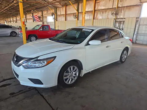 1N4AL3AP0HN312669 Nissan Altima 2017 — Minor dents and scratches damage, before-repair photo