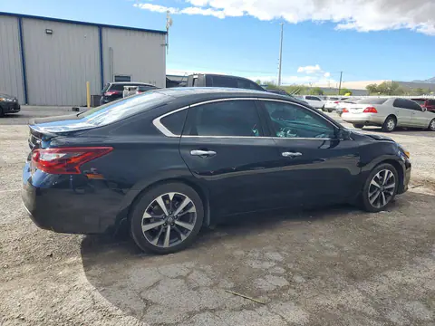 1N4AL3AP2HN359623 — 2017 Nissan Altima, zdjęcie 3 z Copart 22.10.2026, Przód