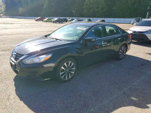 1N4AL3AP0HC121085 — 2017 Nissan Altima, Lateral (Side), fotos antes de reparar