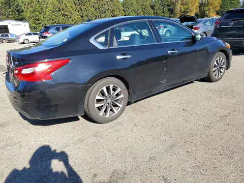1N4AL3AP0HC121085 — 2017 Nissan Altima, zdjęcie 3 z Copart 26.10.2026, Bok