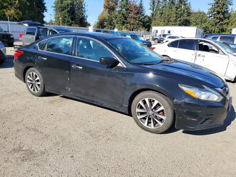 1N4AL3AP0HC121085 — 2017 Nissan Altima, zdjęcie 4 z Copart 26.10.2026, Bok