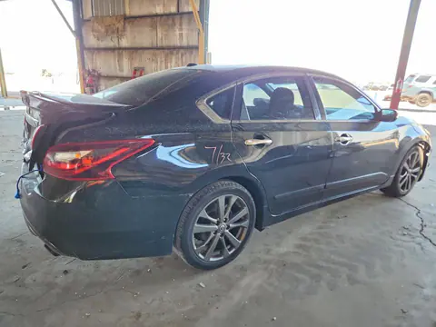 2018 Nissan Altima VIN 1N4AL3AP0JC135347 фото 3