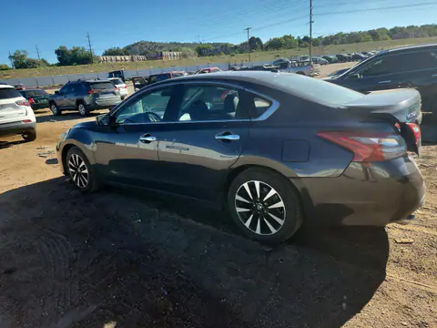 1N4AL3AP7JC126256 — 2018 Nissan Altima, zdjęcie 2 z Copart 30.09.2026, Tył