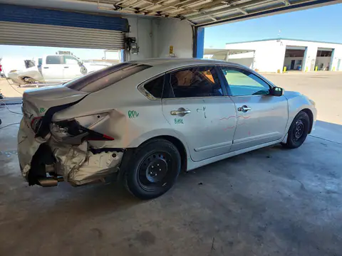 2018 Nissan Altima VIN 1N4AL3AP2JC234851 фото 3