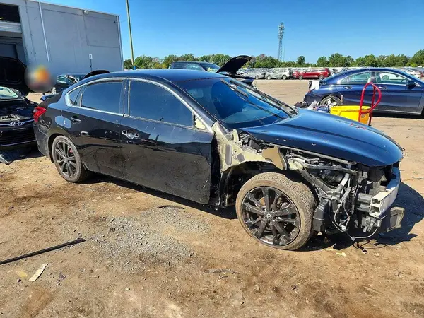 1N4AL3AP5JC244130 — 2018 Nissan Altima, zdjęcie 4 z Copart, Przód