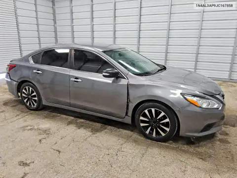 1N4AL3AP9JC167858 — 2018 Nissan Altima, foto 4 de Copart 15.10.2026, Daños mecánicos