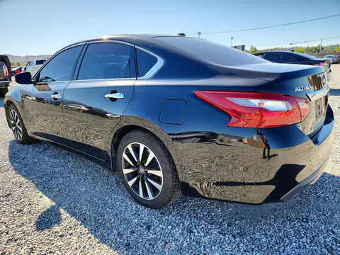 2018 Nissan Altima VIN 1N4AL3AP1JC229155 фото 2
