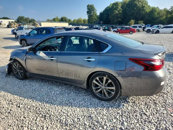 1N4AL3AP5JC293943 — 2018 Nissan Altima, фото 2 с аукциона Copart, Передняя часть
