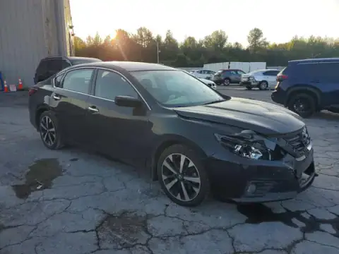 1N4AL3AP4JC182381 — 2018 Nissan Altima, photo 4 from Copart 09.10.2026, Front end