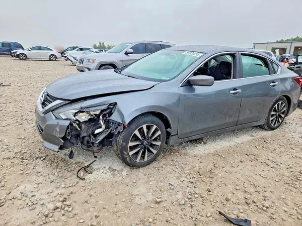 1N4AL3AP1JC207415 Nissan Altima 2018 — повреждение Передняя часть, фото до ремонта