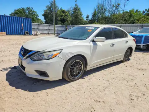 1N4AL3AP3JC184879 — 2018 Nissan Altima, Przód (Front End), zdjęć przed naprawą