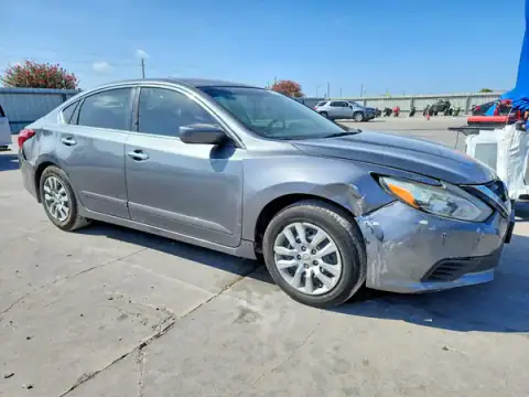 1N4AL3APXJC252188 — 2018 Nissan Altima, photo 4 from Copart 09.10.2026, Front end