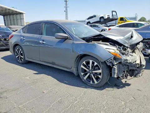 2018 Nissan Altima VIN 1N4AL3AP8JC129263 фото 4