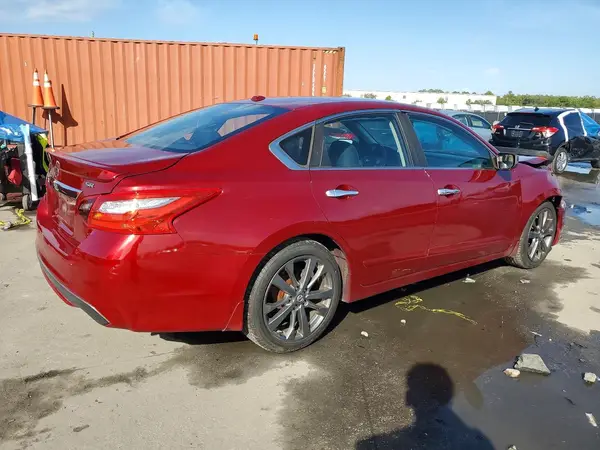 1N4AL3AP2JC295696 — 2018 Nissan Altima, photo 3 from Copart 01.10.2026, Front end