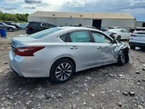 1N4AL3AP8JC183078 — 2018 Nissan Altima, ფოტო 3, Copart, გვერდითი ნაწილი