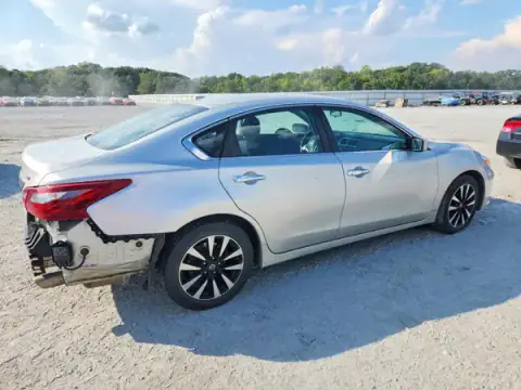 1N4AL3APXJC203217 — 2018 Nissan Altima, фото 3 з Copart, Задня частина