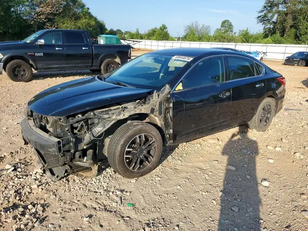 1N4AL3AP6JC257775 Nissan Altima 2018 — uszkodzenie Przód, zdjęcie przed naprawą